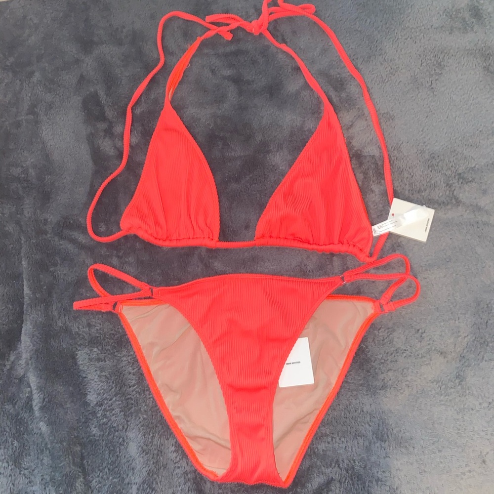 Neon coral swim suit/Triangl top